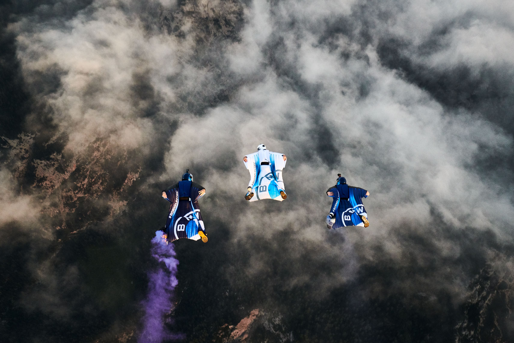 RD_200910_BMW_WINGSUIT_04367
